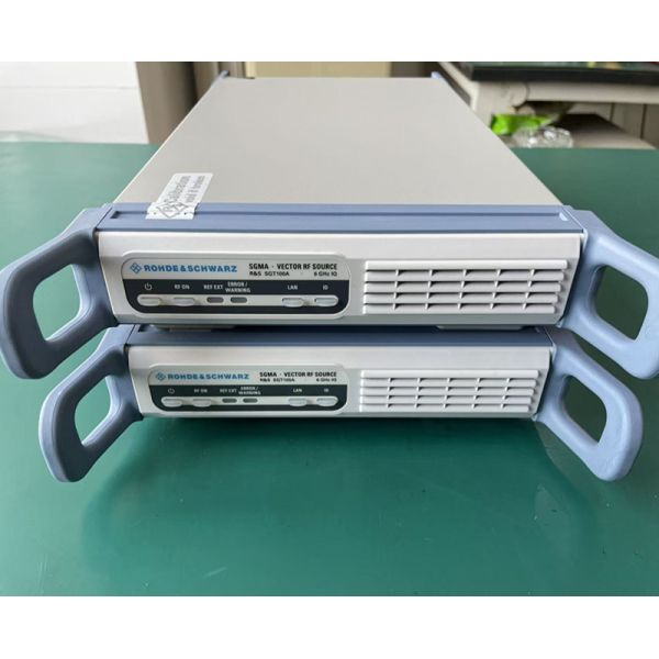 Rohde And Schwarz SGT100A RF Vector Signal Generator 1 MHz to 6GHz with Pulse Modulation and Rackmount Design