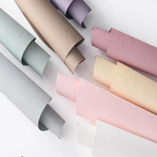 Customized 53*53 CM Colorful 3D Printed Rose Flower Wrapping Paper for Fresh Flower