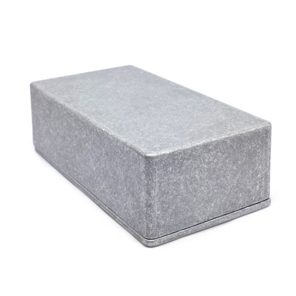 Unfinished Natural Aluminum 125B Pressure Cast Aluminum Electrical Enclosures Metal Box  Mammoth Model for Effect Pedal