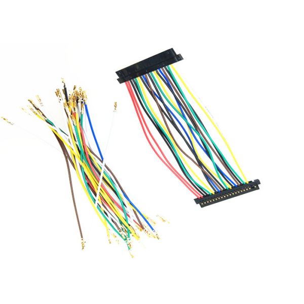 30 conector del Pin 1.25m m del arnés de cable JAE FIS 20 del AWG del AWG 26 a Fi S20s