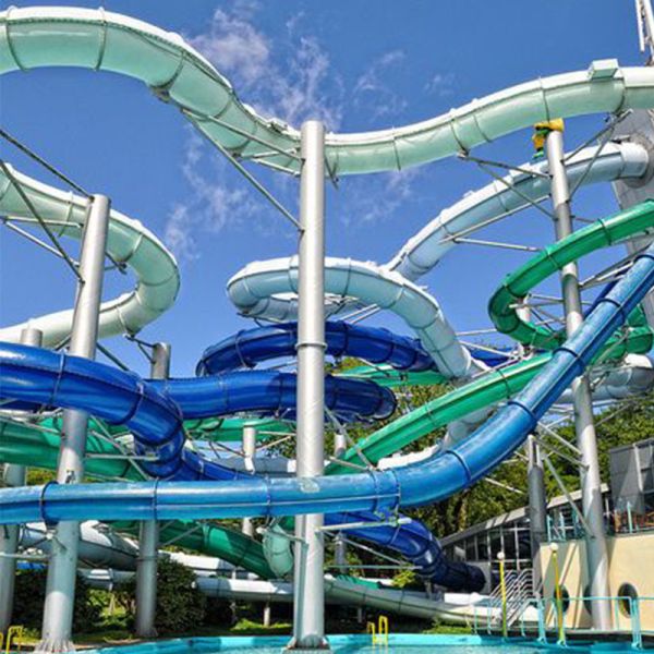 Glassfiber 304 Steel Water Wonderland Spiral Water Tunnel Slide For Kids Teens