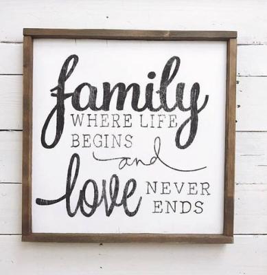 O amor da família exprime a decoração home dos sinais da madeira, sinais de madeira personalizados para a casa
