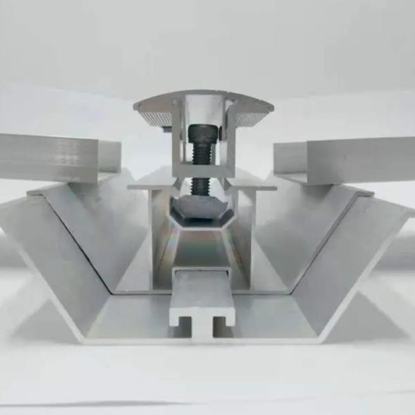 Rooftop PV Photovoltaic Solar Mounting Channel For Rainwater Drainage
