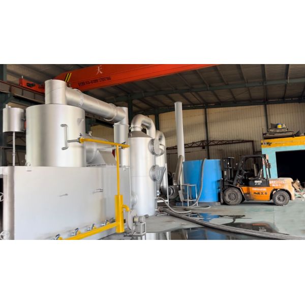 50L/H Mobile City Smokeless Rubbish Burner For Hospital Medical Waste Oil Burn Carbon Steel Hazardous Waste Incinerator