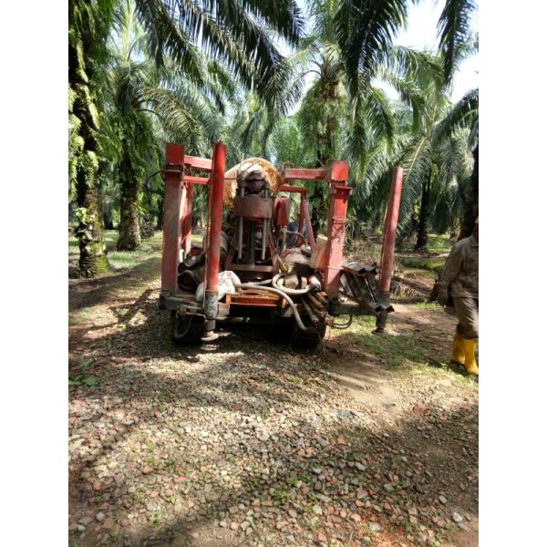 Trailer Mounted Drilling Rig Trailer For General Investigation / Geophysical Exploration