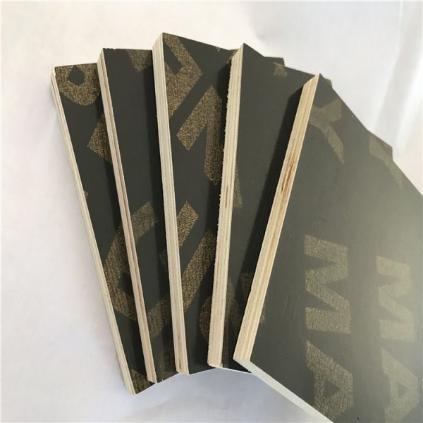 Durable Poplar Core Plywood , Film Faced Shuttering Plywood For Building Construction