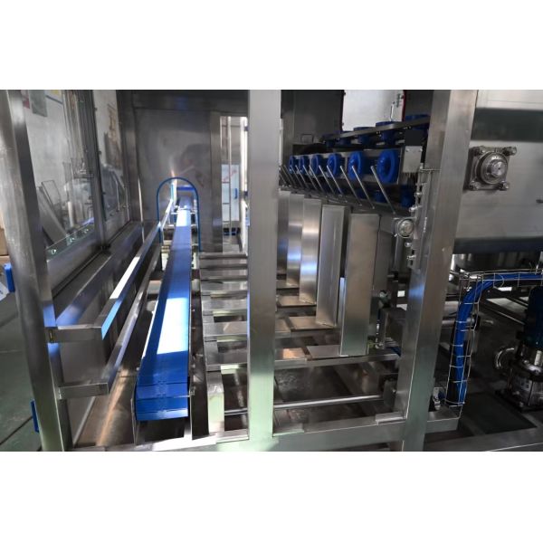 900 bph Bucket Water Filling Machine For Mineral Water, Distilled Water, Pure Water Production