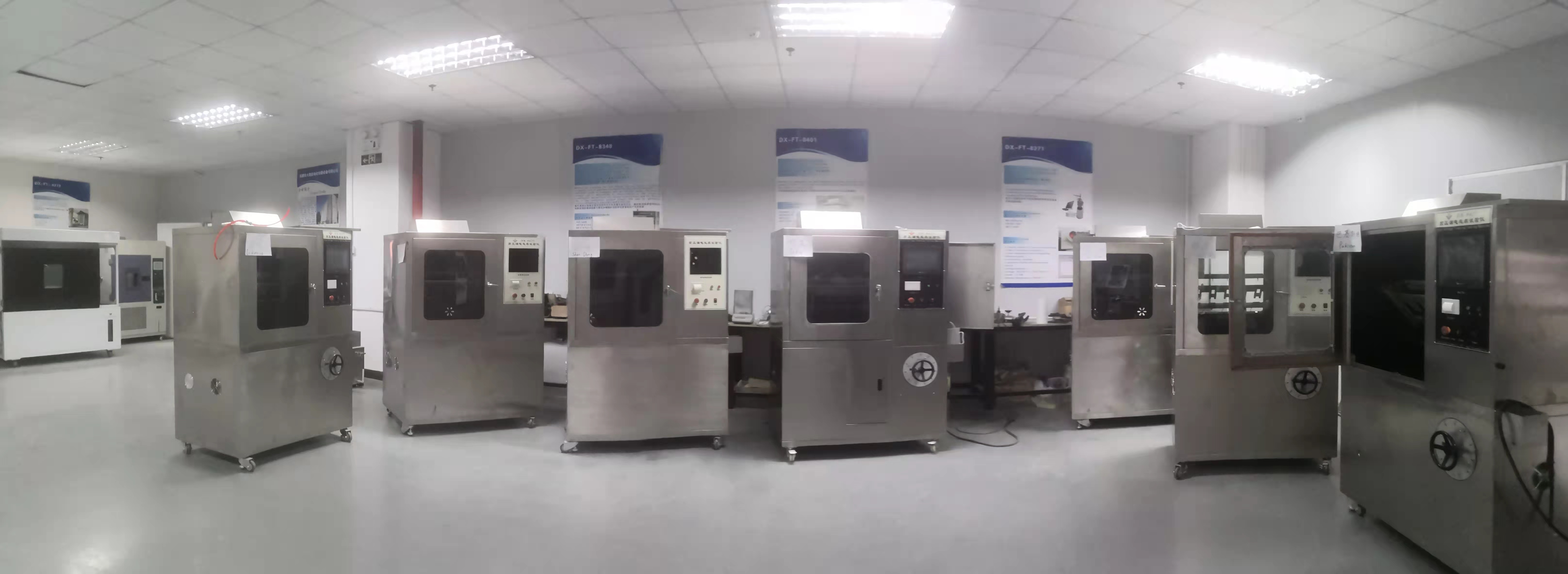 Солнечная энергия PV привязывает стандарты машины IEC60587 теста индекса IPT автоматические высоковольтные отслеживая резиновые