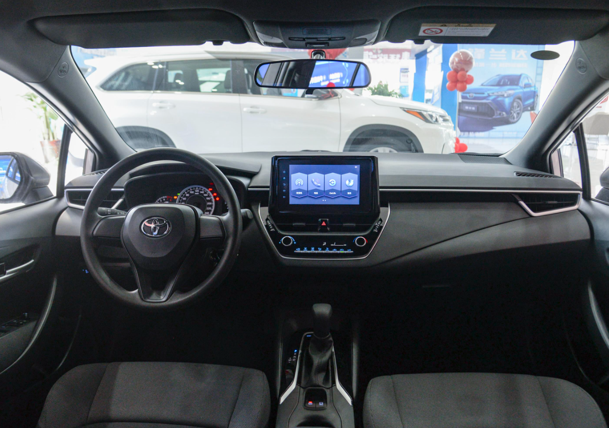 2022 Toyota Levin TNGA 1.5L CVT Pioneer Voiture Compacte 4 Portes 5 Places Essence Berline