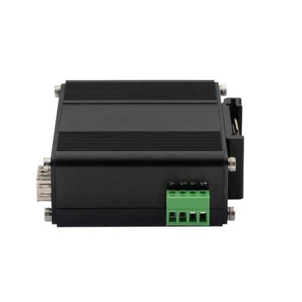 Adaptateur Ethernet à 3 ports mini 10/100/1000T + 1 port 100/1000X SFP