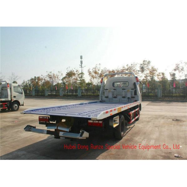 DFAC Light Duty Breakdown Recovery Truck With Power Steering Hydraulic Control