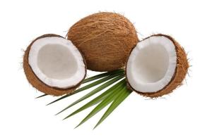Os sabores dos alimentos para bovinos brancos melhoram o paladar do alimento e