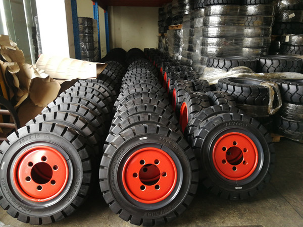 Forklift Spare Parts Rubber Tires Industrial Tire