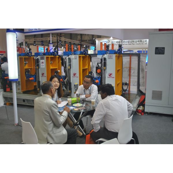 Автоматическая машина для изготовления круглых труб размером 100 мм для стальных труб