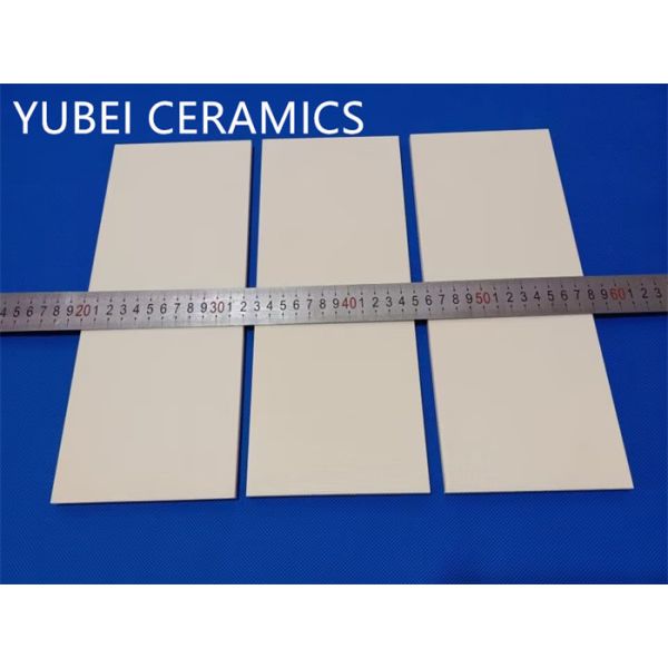 Light Yellow 99% Alumina Ceramic Plates Dry Pressing High Strength