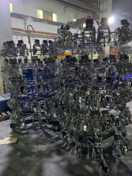 O pó revestiu o metal 6061 de alumínio que carimba o suporte