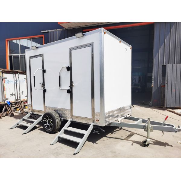 Luxury 4 Stall Mobile Toilet Trailer / Переносные прицепы для туалетов