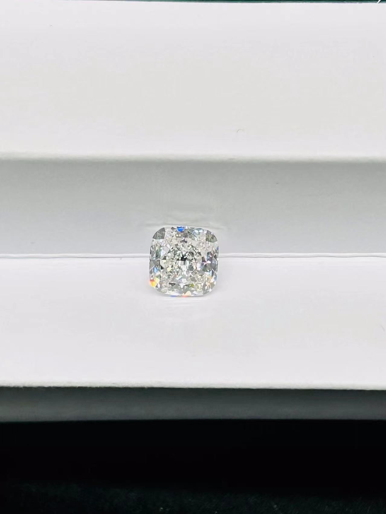 Оптовая продажа 1.6ct квадратная подушка Форма F VS1 Лабораторно выращенный CVD Алмаз IGI сертифицированный