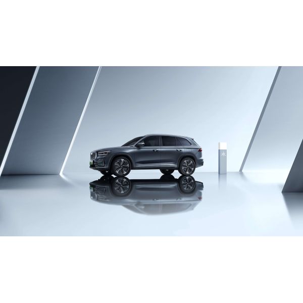 Geely XingYueL Hi-p SUV Car 205KM Extended-Range Version with Five-Seats Energy Vehicle