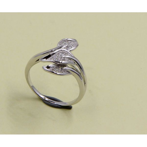 Сердечный лист CZ AAA Складируемое кольцо 925 Стерлинговое серебро CZ Кольца груша / овальный / круглый / шевроневый / Сердечный рез CZ Кольцо из драгоценного камня