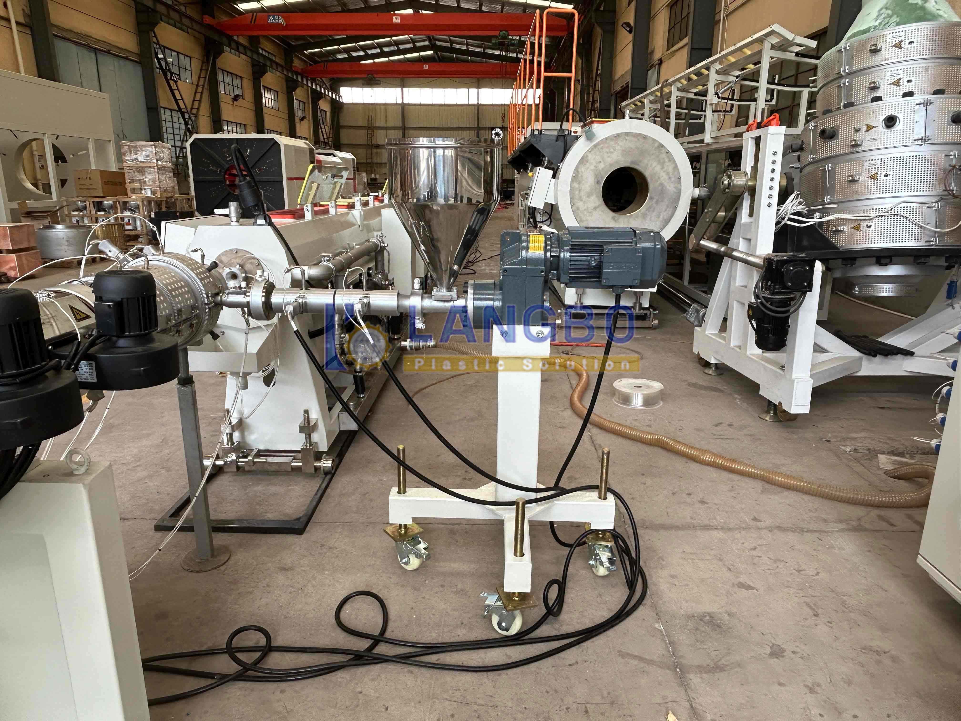 High Productivity HDPE Pipe Extrusion Line Plastic Pipe Extruder HDPE Solid Wall Pipe Extrusion Line