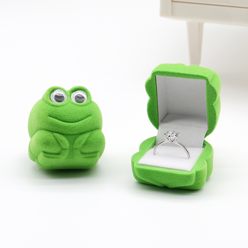 Cute Little Frog Luxury Velvet Jewelry Box Custom Color Velvet Ring Box 40x38x36mm