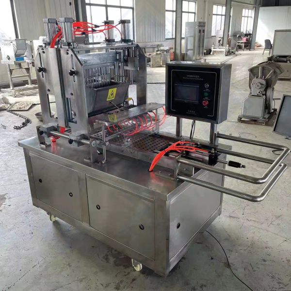 Soft Candy Production Line Automatic Gummy Candy Bear Making Machine 1900*900*1620mm