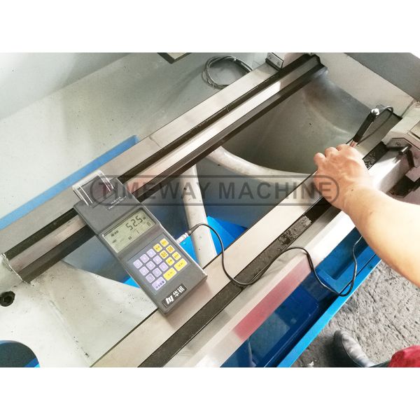 Tornos Pure Metal Gap Bed Conventional Lathe Machine 3700 KG Weight 200V-480V Voltage