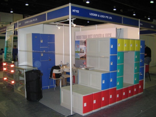 Waterproof Red Storage Lockers For Workplace , 3 Comparts 1 Column Blue School Lockers