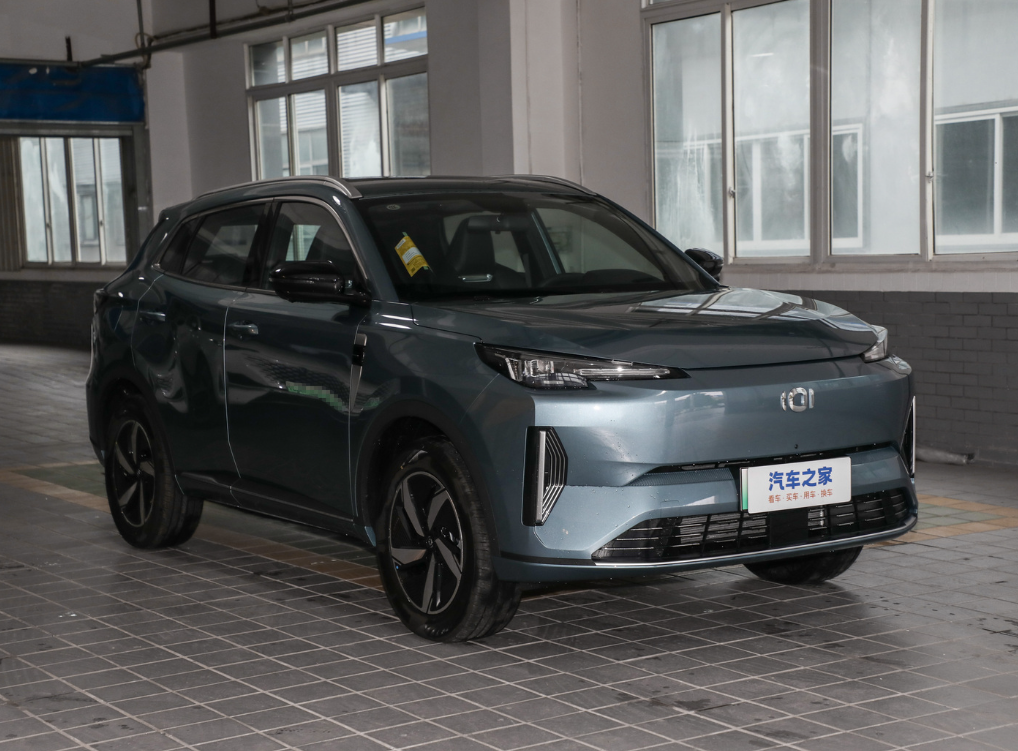 Чанган Qiyuan Q05 внедорожник с литий-ионной батареей Электромобиль с левым рулем