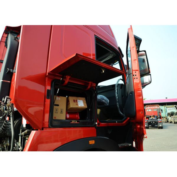 Тележка SINOTRUK HOWO LHD 4X2 Euro2 371HP ZZ4187S3511W трактора