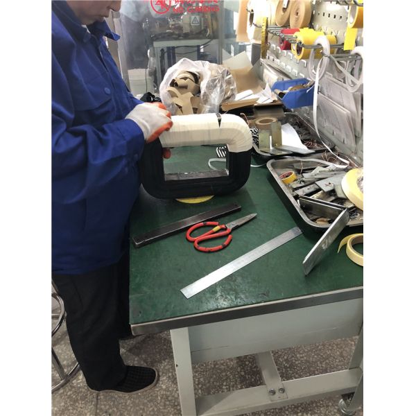 Single Phrase MV Instrument Transformer Manufacturers Inflatable Cabinet Ustage