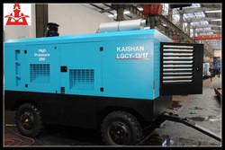 Mining diesel engine driven portable screw air compressor  12m³  12bar LGCY12/12