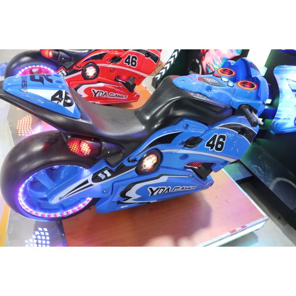 Super Motor Bike Racing Arcade Machine D2400 * W2450 * H2500mm Size 300W Power