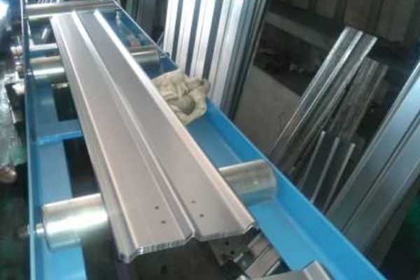 Air Balance Opposed VCD Fire Damper Blade Roll Forming Machine in HVAC System