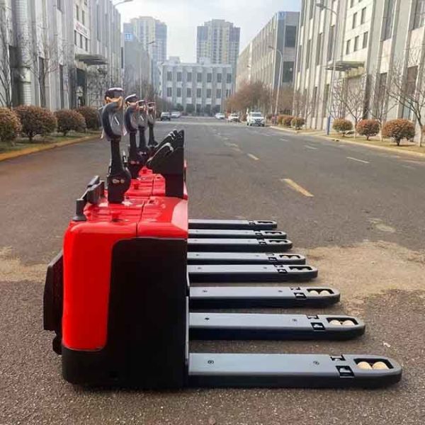 Red 3000kgs Electric Pallet Jack Stacker 3T Powered Pallet Truck