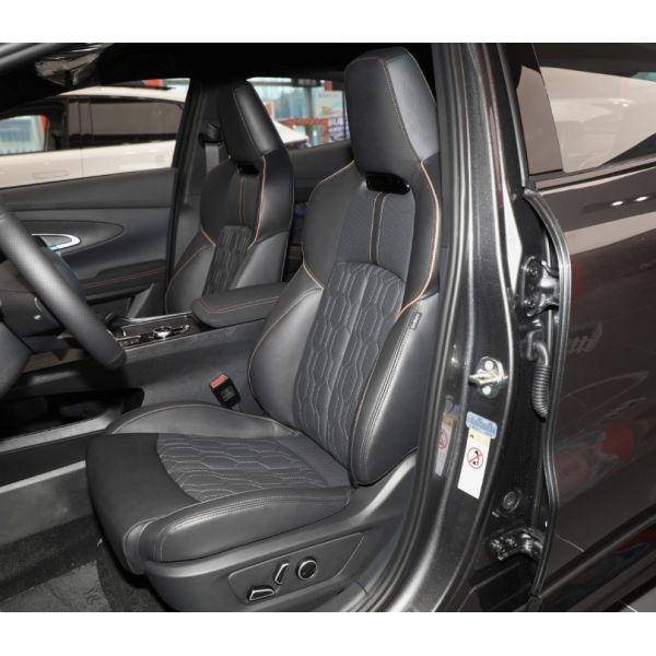 Changan UNI-T 2022 2.0T 233HP Linghang Model 8AT 5 Seats SUV New Or Used