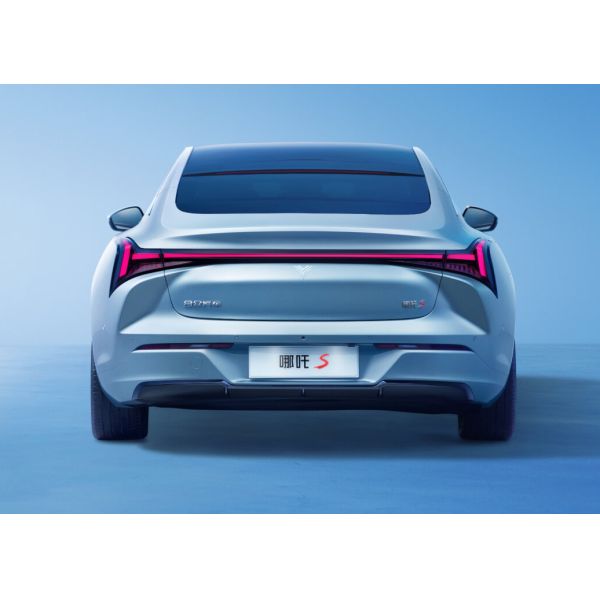170kw Electric Sports Neta EV Car 4 Seater 715km Endurance