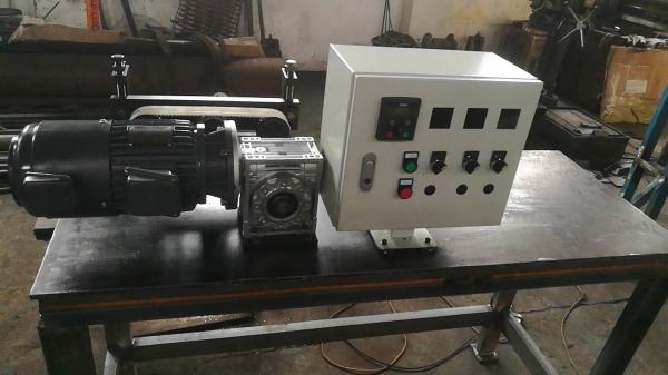 Straightener e cortador de rebobinamento do fio da máquina do cabo 1.5KW fáceis de operar