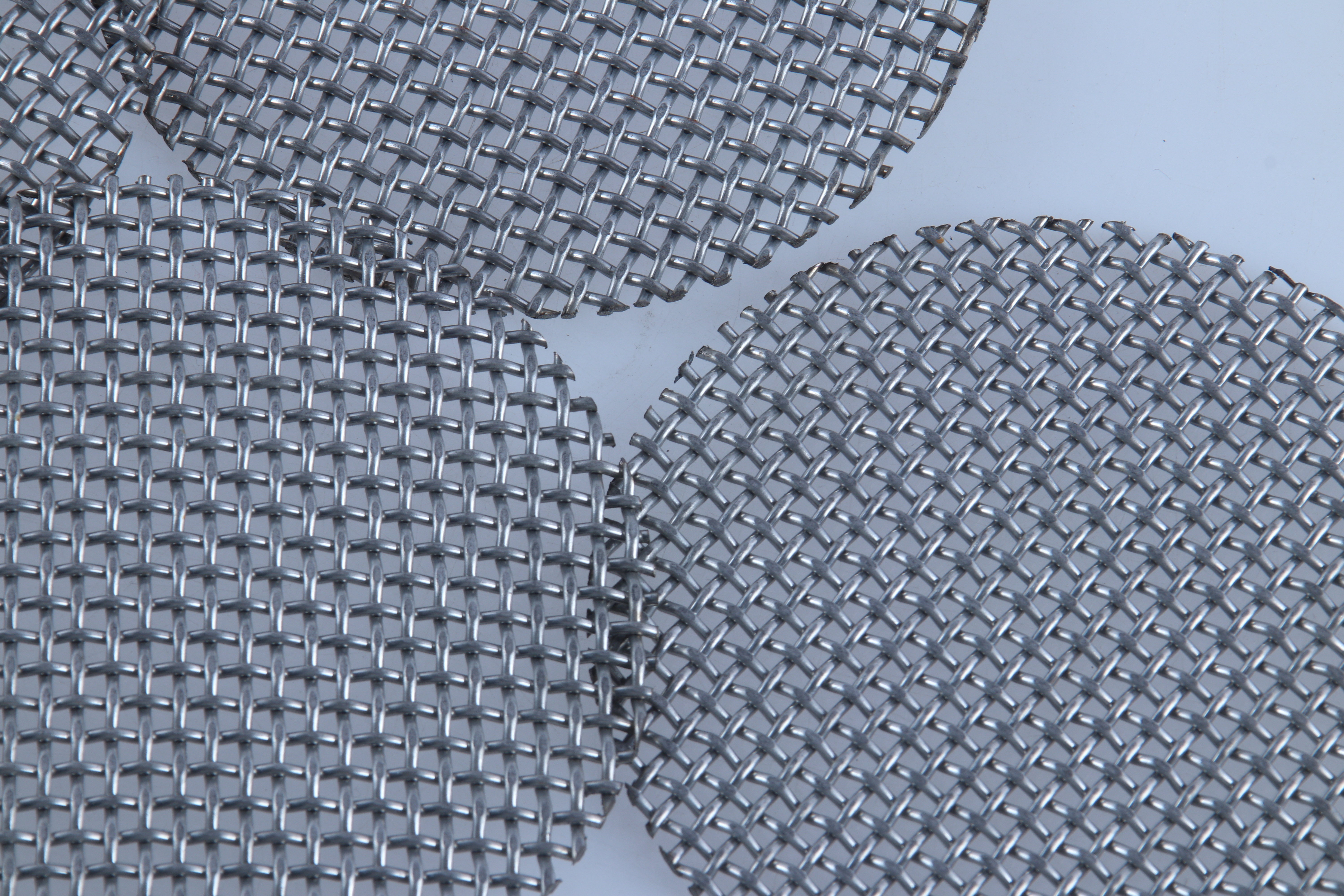 Low Thermal Expansion Coefficient SS Mesh Filters Smooth Surface Finish