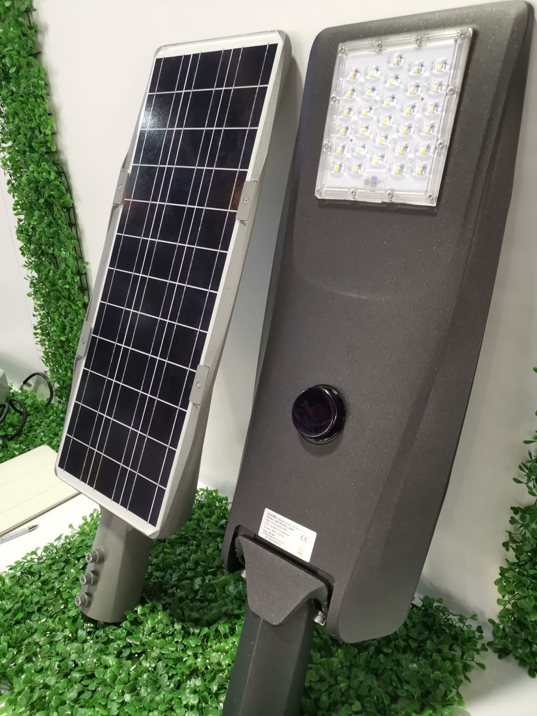 Интегрировал все в одном умном уличном свете СИД 10w 20w 30w 40w 50w солнечном с датчиком движения