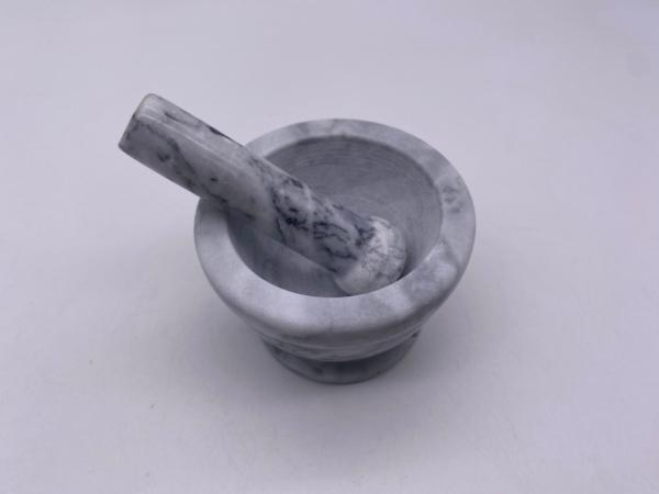 Diâmetro de pedra redondo de mármore natural 11.5cm H 6.5cm do almofariz e do pilão