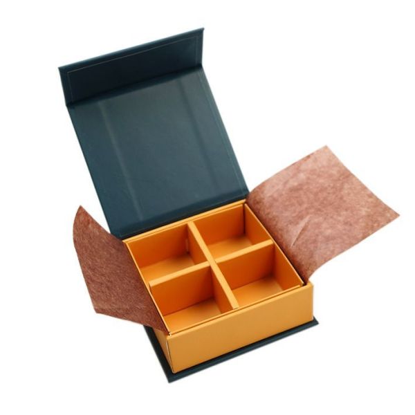 Glossy / Matte Lamination Custom Gift Paper Box Rigid Cardboard Gift Boxes Packaging