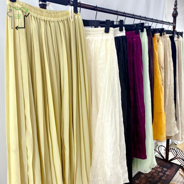 Women Used Silk Skirt Casual Satin Midi Pleated With Waistline Second Hand Ladies Dresses