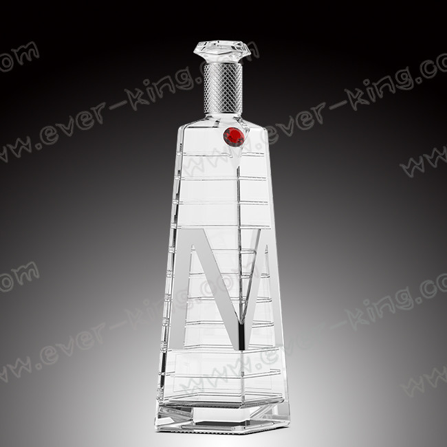 Башня двойника 750ML сформировала бутылки стекла ликера