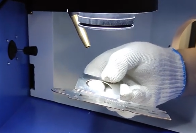 Une belle machine de soudage de bijoux à 1064nm