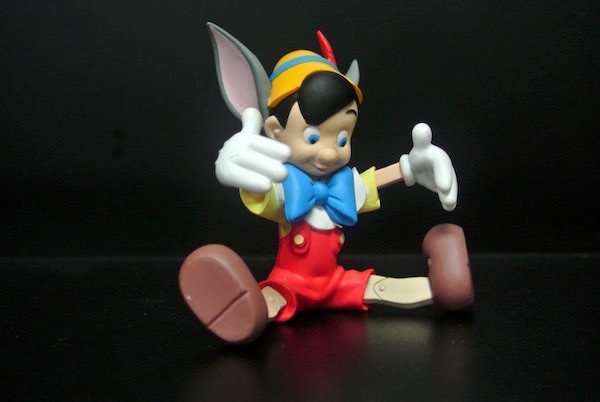90 - 95 Degree Pinocchio Little Collectible Toys With Disney Logo Customized Color