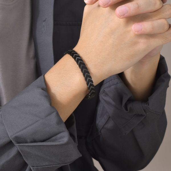 Stainless Steel Arrows Open Metal Cuff Bangle Silver or Black for Boys and Men