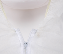 Overall Single Layer PP Nonwoven Full Coverage Moderate Protection Front Zipper Cheap Disposable Coveralls with Hood