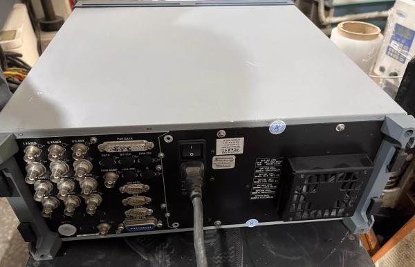 4.4 GHz Rohde And Schwarz Vector Signal Generator R&S SMIQ04B